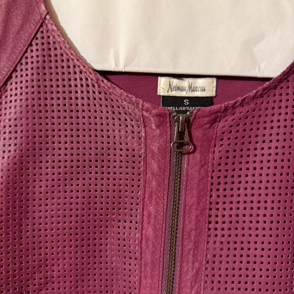 Neiman Marcus Tank Top - Picture 2 of 3